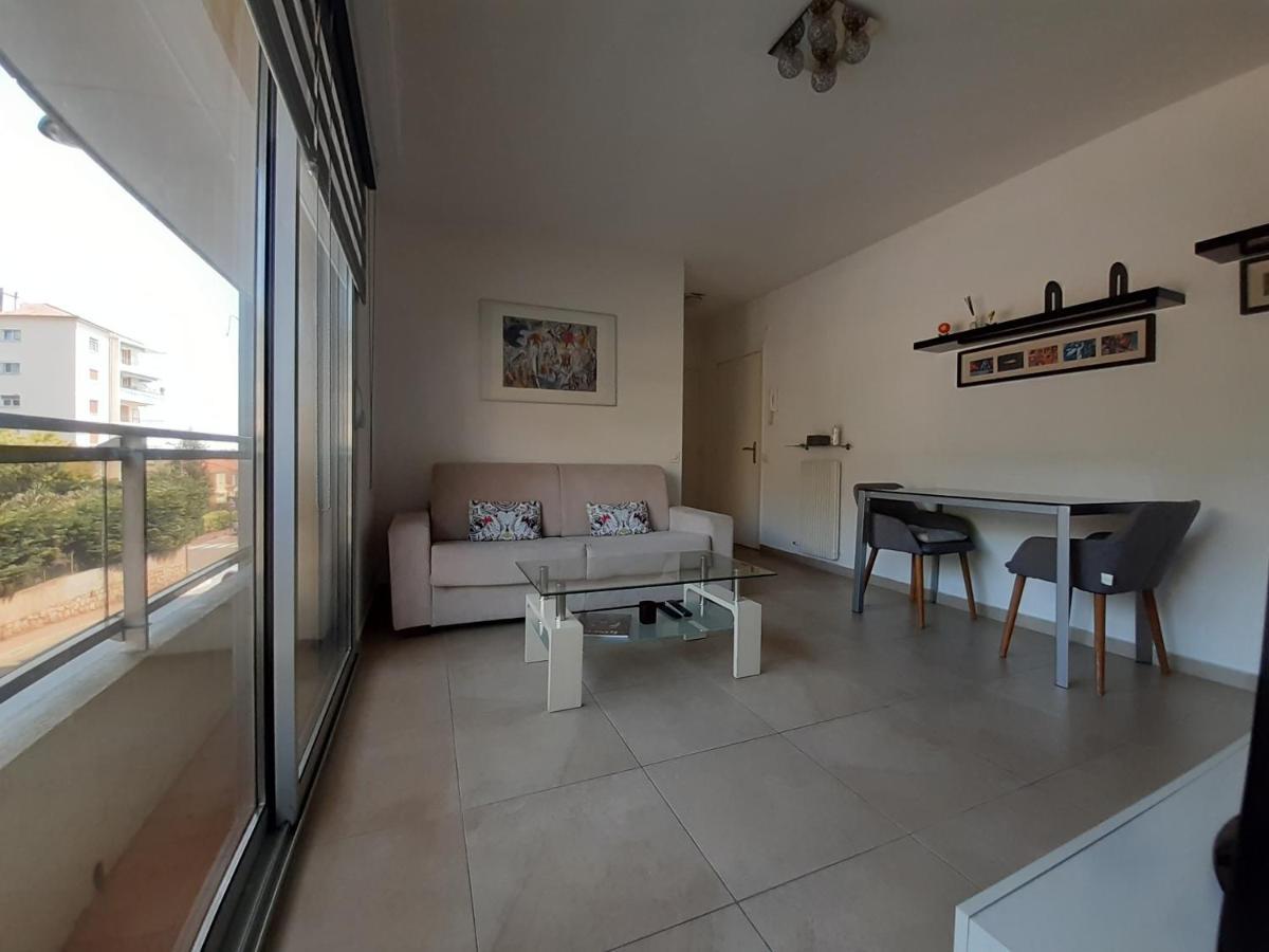 Joli Appartement Entre Menton Et Monaco Roquebrune-Cap-Martin Exterior photo