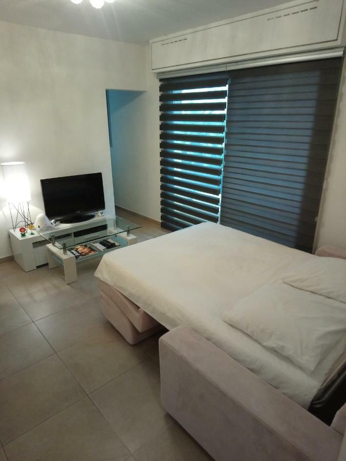 Joli Appartement Entre Menton Et Monaco Roquebrune-Cap-Martin Exterior photo